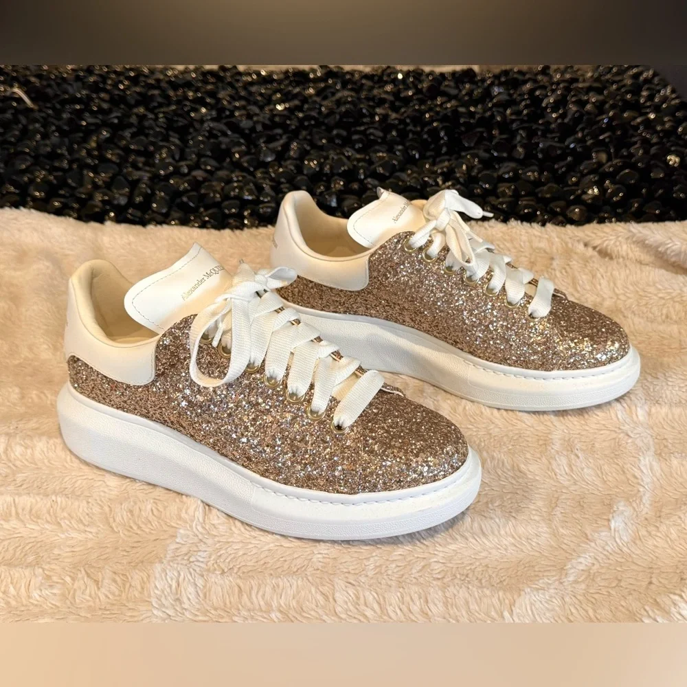 Alexander McQueen Oversized Lace-Up Sneakers - Pink / White, Size 9.5